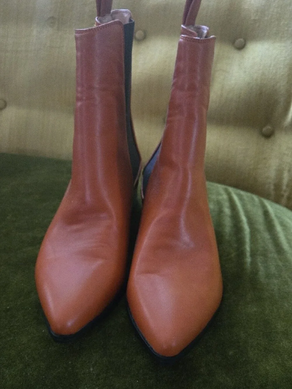 Women’s Pointed Chelsea Boot in Burnt Orange